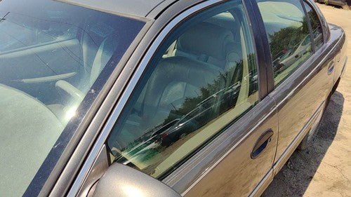 1997-2005 Buick Park Ave Driver Left Front Side Window Door Glass Oem 25634763