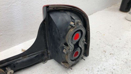1988-1991 Olds Cutlass Cierra Driver Left Tail Light Brake Lamp Oem Rear