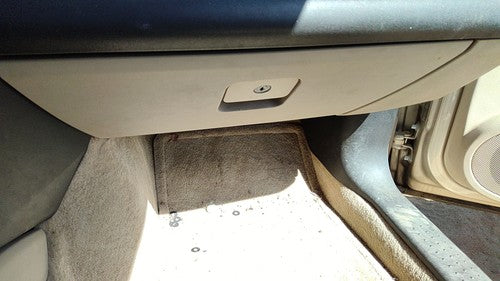 03-05 Cadillac Cts Glove Box Assembly Complete Door With Latch Oem Neutral 702