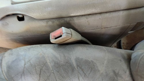 1995-1998 Silverado 2500 Driver Left Front Seat Belt Buckle Receiver Oem Tan 52D