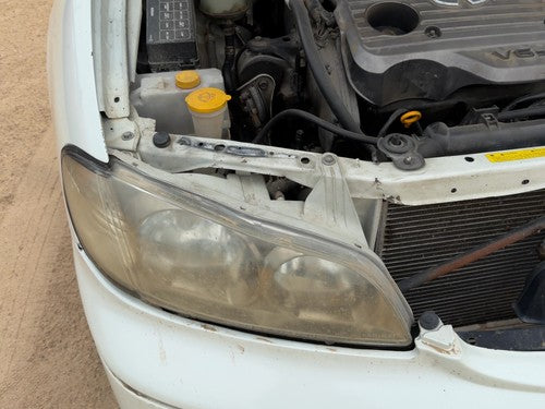 2000-2001 Infiniti I30 Passenger Right Head Light Oem Front Lamp Halogen