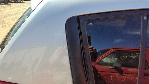 2007-2012 Nissan Versa Passenger Right Rear Moulding On Quarter Panel Oem