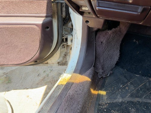 1986-1989 Honda Accord Lx Driver Left Lower Kick Trim Panel Oem Sedan Maroon