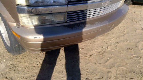 1995-2005 Chevy Astro Front Bumper Cover Assembly Oem Brown 15677873