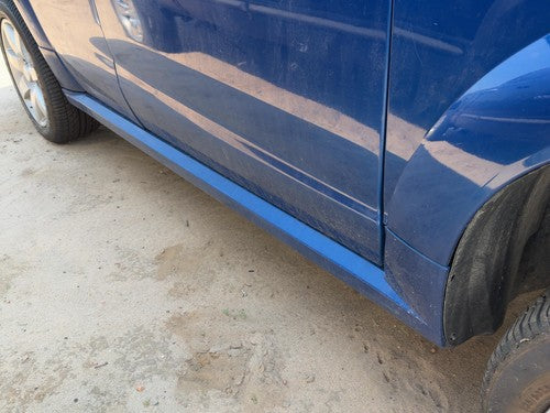 04-06 Vue Redline Passenger Right Lower Rocker Panel Moulding Side Skirt Pacific