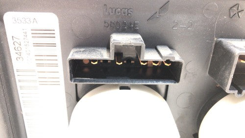 2004-2007 Dodge Caravan Temperature Control Module In Dash Heater Ac Head Unit