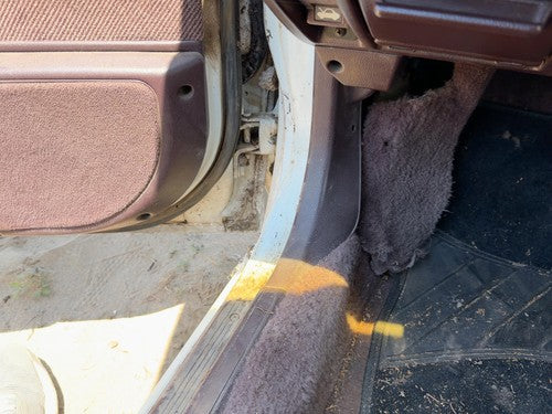 1986-1989 Honda Accord Lx Driver Left Lower Kick Trim Panel Oem Sedan Maroon