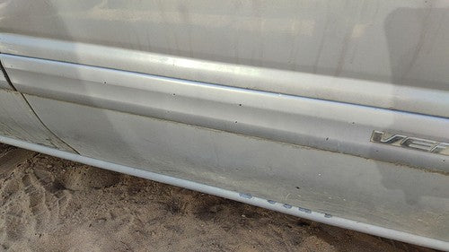 97-05 Venture Passenger Right Front Moulding From Door Oem Trim Strip Silver 17U