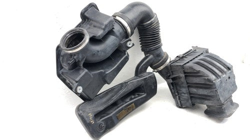 04-09 Durango Complete Air Intake Cleaner Filter Box Housing With Tube 4.7L