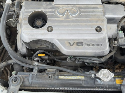2000-2001 Infiniti I30 Front Valve Cover Oem 3.0L