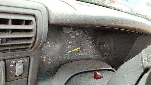 1996 97 S10 Blazer Speedometer Cluster Instrument Gauges Panel Oem Dash 16207765