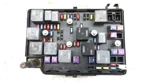 2006 Chevy Cobalt Engine Fuse Box 2.4L 15269048