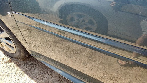 04-08 Grand Prix Driver Left Front Moulding From Door Trim Stealth Gray 46U