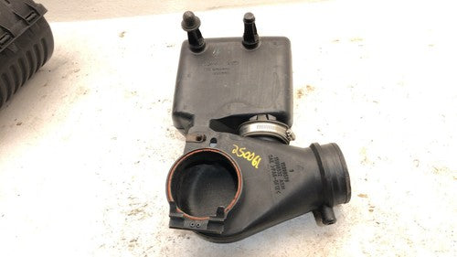 1999 Gmc Yukon Air Intake Tube Resonator Pipe Elbow Rubber Oem Hose Snorkel 5.7L