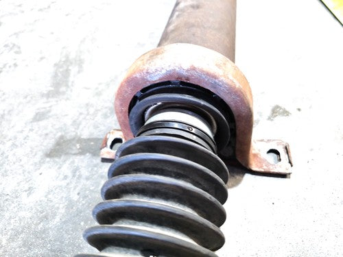 2004-2007 Chevy Silverado 2500 Rear Drive Shaft Oem Back Driveline 4X4 25776613