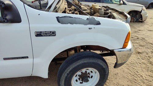 1999-2007 Ford F250 Super Duty Passenger Right Front Fender Oem White