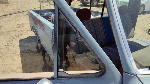 80-91 F150 Passenger Right Front Vent Window Small Door Glass With Frame Oem