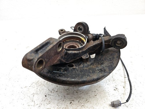 1998-2003 Toyota Sienna Driver Left Front Spindle Knuckle With Wheel Hub Oem