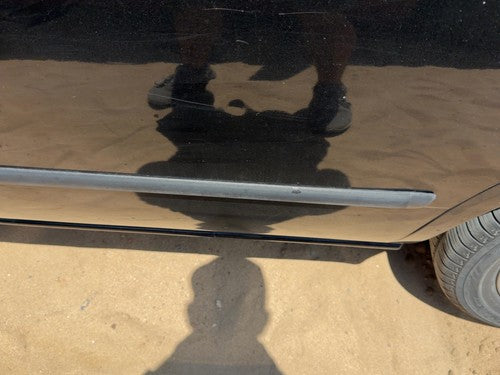 95-99 Nissan Maxima Driver Left Rear Moulding From Door Oem Back Super Black Kh3