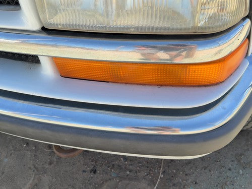 98-05 S10 Blazer Driver Left Front Turn Signal Light Lamp Oem Fender Mounted