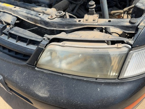1997-1999 Nissan Maxima Driver Left Head Light Oem Front Lamp 260600L725
