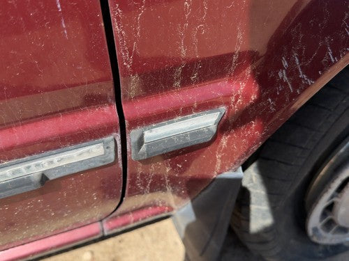 1985-1988 Nissan Maxima Passenger Right Moulding From Fender Oem Trim Strip
