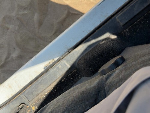 02 Chevy S10 Blazer Driver Left Lower Sill Step Moulding Trim Panel Graphite 12H