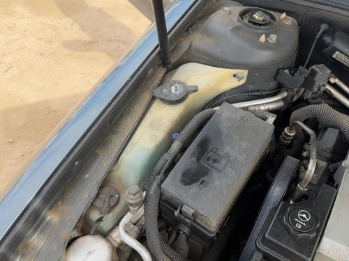 98-04 Seville Windshield Washer Fluid Reservoir With Pump Oem Wiper Tank