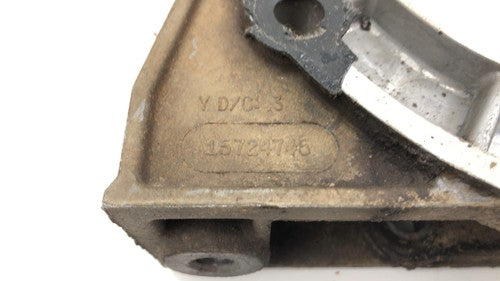 99-07 Sierra 1500 Transfer Case Adapter With Bolts 4L80 Transmission Oem 6.0 Mt1