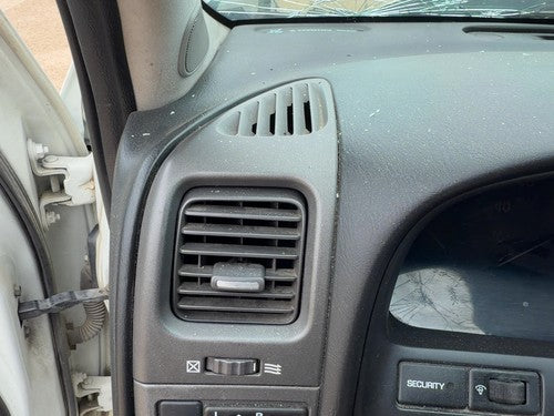 00-02 Infiniti I30 Driver Left Heater AC Vent Dash Side Grille OEM 68761-2Y910