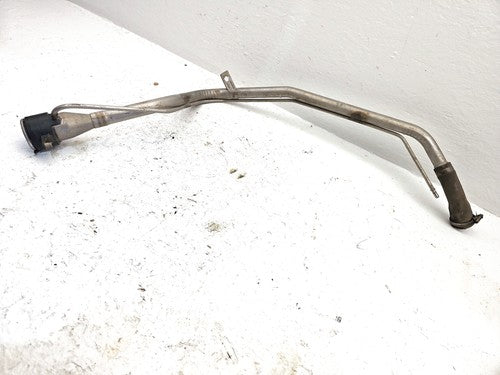 2004-2008 Chevy New Style Malibu Fuel Filler Neck Assembly With Gas Cap Oem