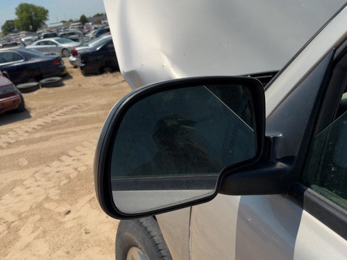 03-06 Suburban 1500 Driver Left Power Side Mirror Door Mounted Silver Birch 59U