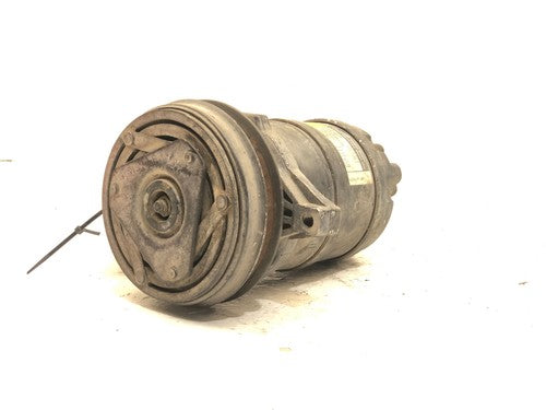 1985-1986 Chevy Cavalier Ac Compressor Air Conditioner Pump Assembly Oem 2.8L