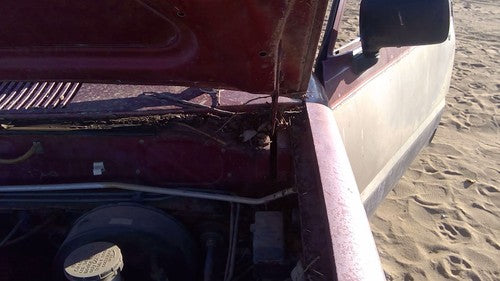 1981-1987 Isuzu Pup Pickup Driver Left Hood Hinge Assembly Oem Red 94217433