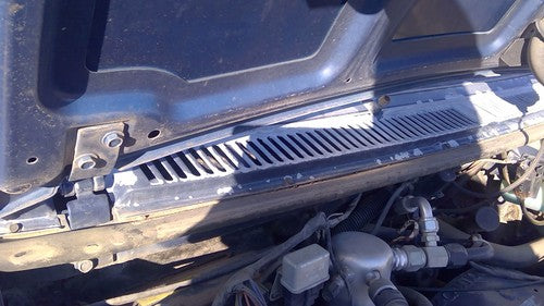 1985-1996 Chevy G20 Van Windshield Wiper Cowl Vent Trim Panel Oem Grille