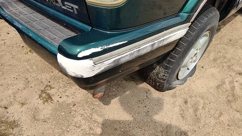 1995-1997 S10 Blazer Passenger Right Rear Moulding Bumper End Cap Oem Green