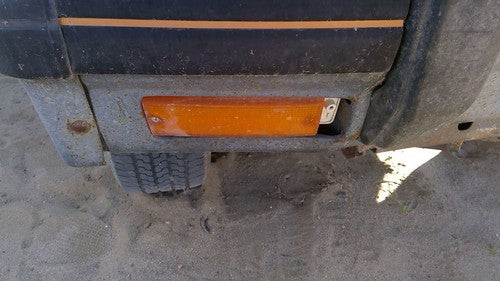 1981-1987 Isuzu Pup Pickup Passenger Right Front Turn Signal Light Lamp Oem