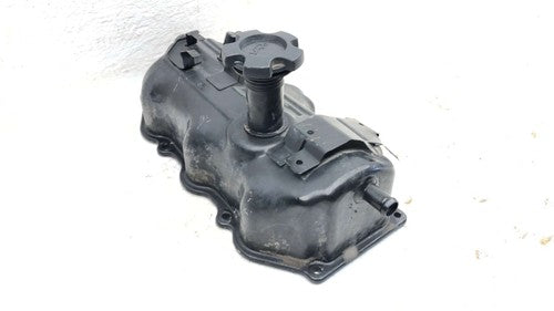 2000-2004 Nissan Xterra Passenger Right Valve Cover With Bolts Oem 3.3L