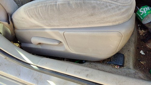 01 Impala Passenger Right Side Power Seat Switch With Trim Panel Oem Neutral 52D