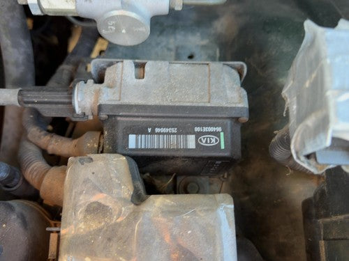 2003-2006 Kia Sorento Cruise Control Servo Assembly Module With Cable Oem
