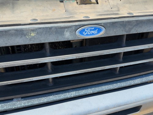 91-94 Ford Explorer 2 Dr Front Grille Assembly Painted Exc Limited OEM F1TZ8200A