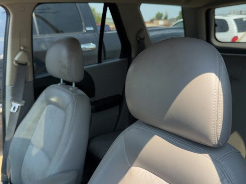 03-07 Vue Redline Pair Of Front Headrests Oem Left Right Set Seat Gray 17D