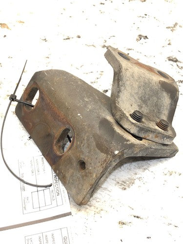 2003 Freightliner 5.9L Cummins Air Compressor Support Brackets Oem