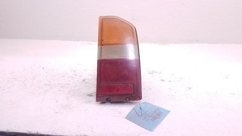 1990-1998 Suzuki Sidekick Passenger Right Tail Light 2 Door Brake Lamp Oem