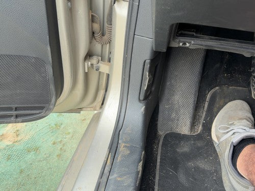 2014 Vw Jetta Driver Left Lower Kick Trim Panel Oem Black