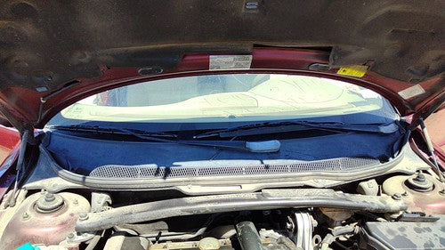 2001-2007 Volvo V70 Xc Windshield Wiper Cowl Vent Trim Panel Oem Cover