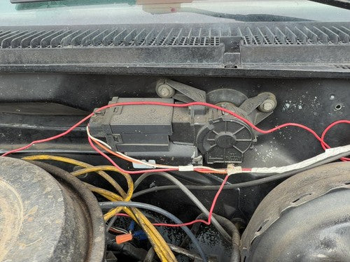 1988-1999 Chevy Silverado 1500 Windshield Wiper Motor Oem 12368702