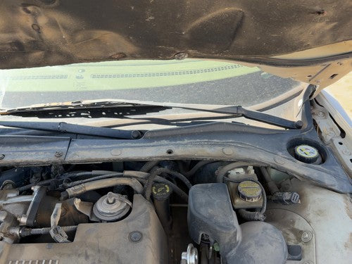 2000-2002 Lincoln LS Windshield Wiper Cowl Vent Trim Panel OEM Cover