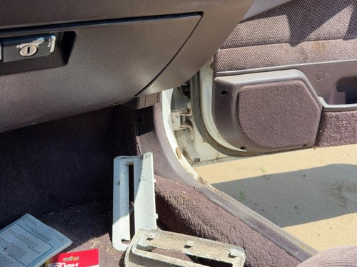 1986-1989 Honda Accord Lx Passenger Right Lower Kick Trim Panel Oem Sedan Maroon