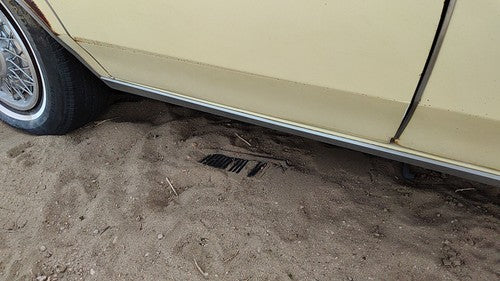 1980 Cadillac Deville Passenger Right Lower Rocker Panel Moulding Side Skirt Oem
